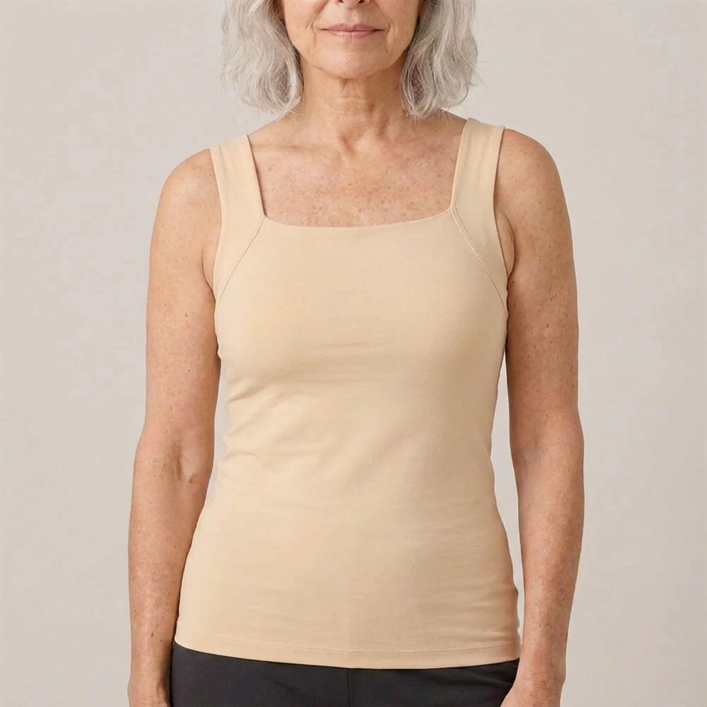 Débardeur avec soutien-gorge intégré, femme portant débardeur beige